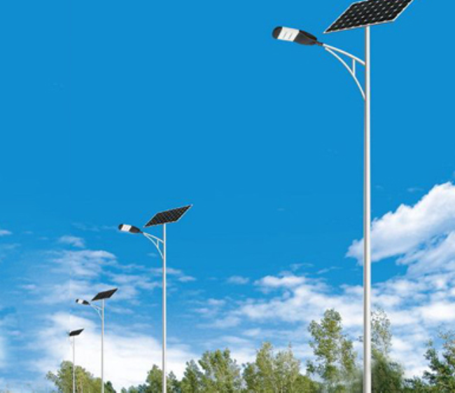 精河太阳能路灯维护时，这些细节别忽略！